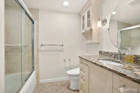 102 State Street S Kirkland WA 98033