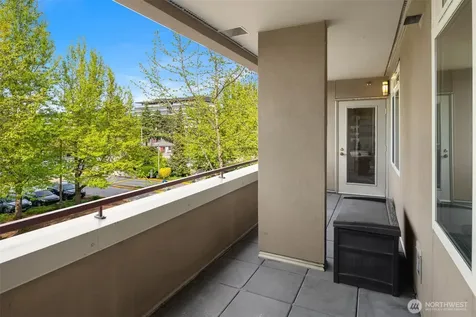 102 State Street S Kirkland WA 98033
