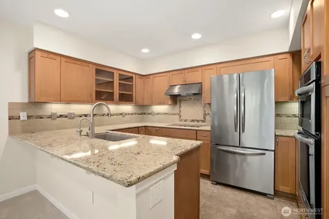 102 State Street S Kirkland WA 98033