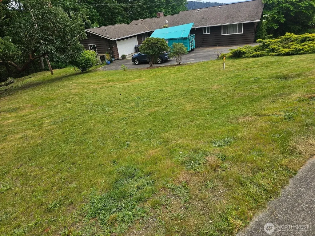 9311 Peacock Hill Avenue Gig Harbor WA 98332