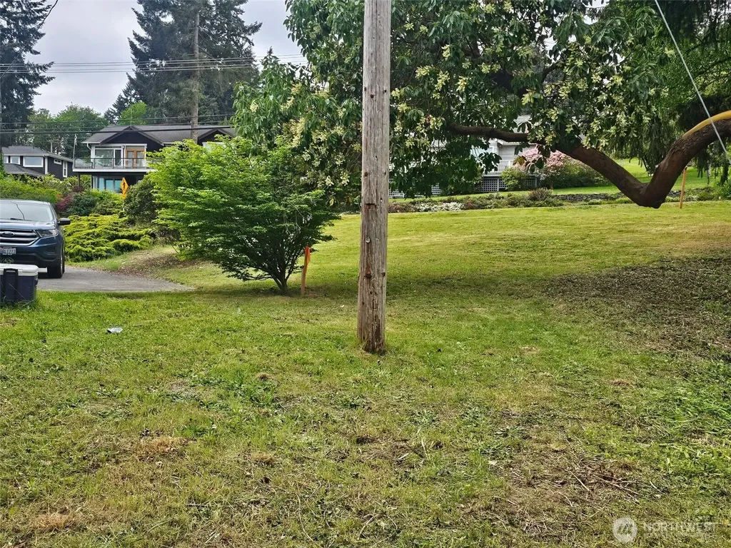 9311 Peacock Hill Avenue Gig Harbor WA 98332
