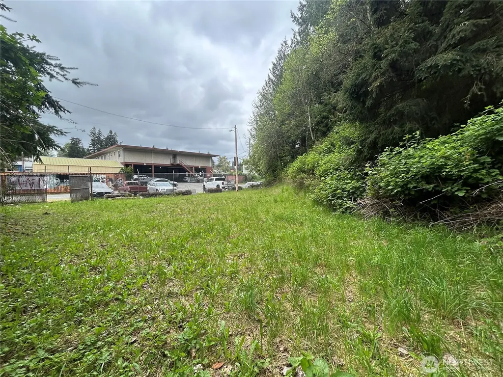 6325 Evergreen Way Everett WA 98203