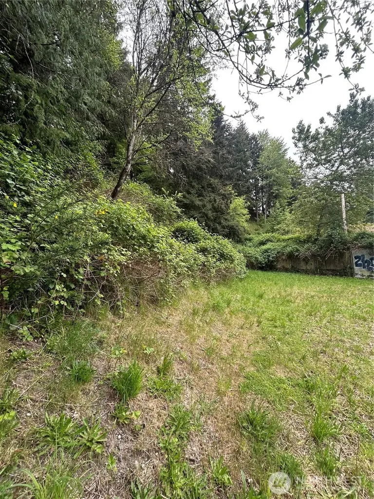6325 Evergreen Way Everett WA 98203
