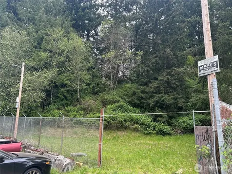 6325 Evergreen Way Everett WA 98203