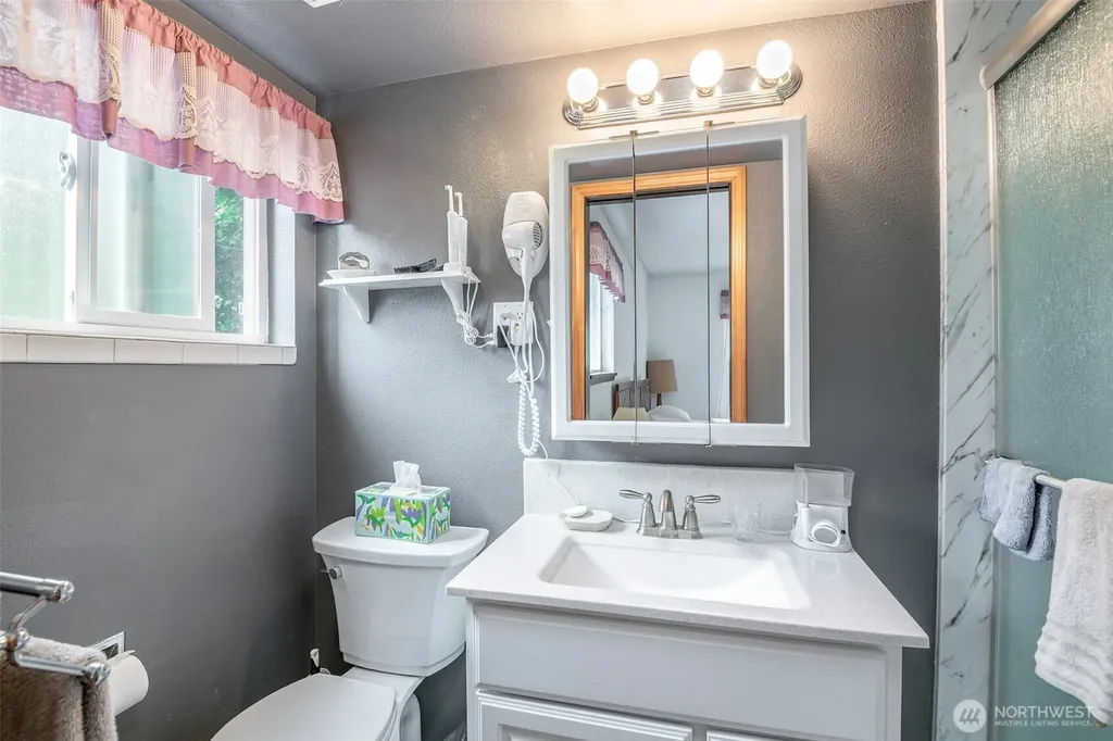 9111 116th Street E Puyallup WA 98373