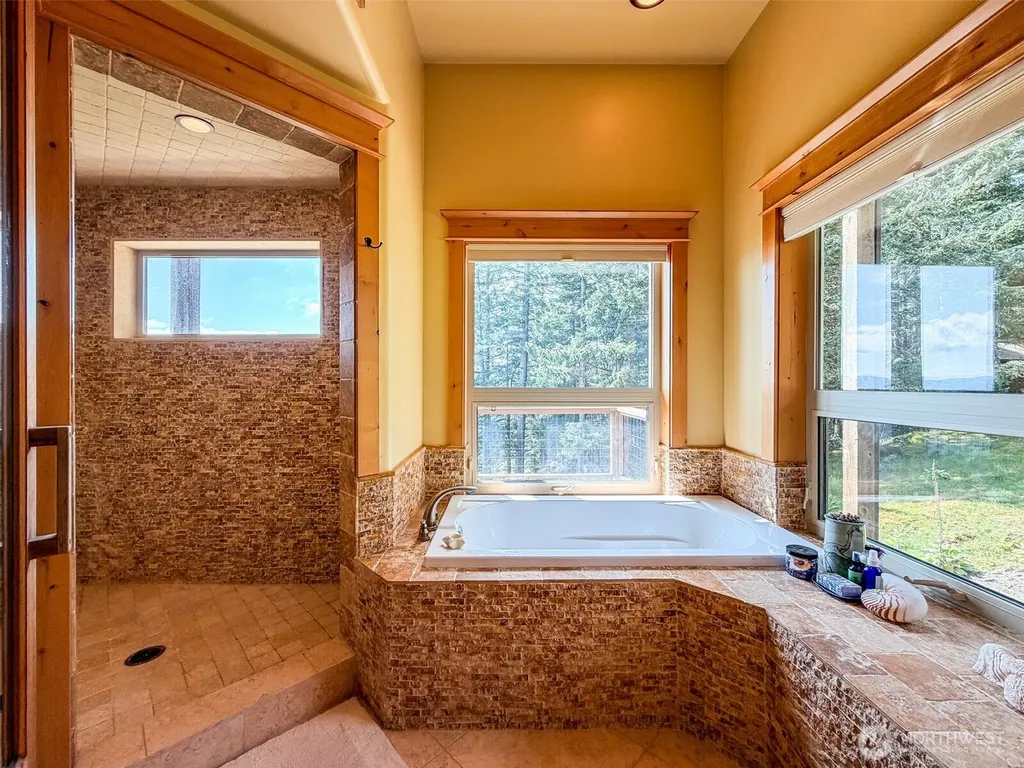 726 Pine Ridge Drive Orcas Island WA 98279