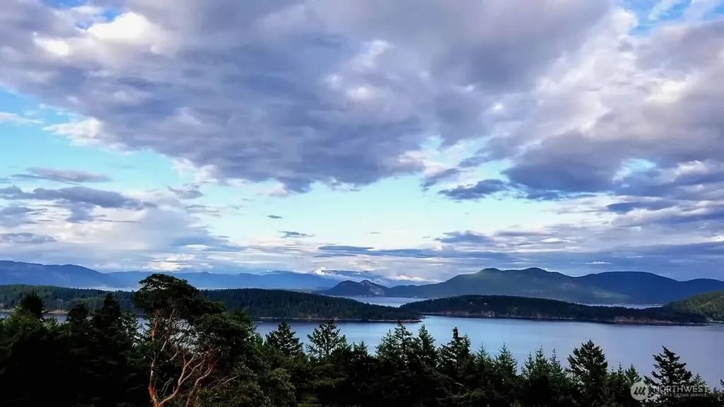 726 Pine Ridge Drive Orcas Island WA 98279