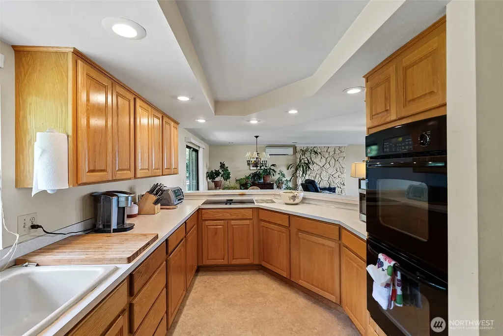 6802 Rainier Avenue Gig Harbor WA 98335