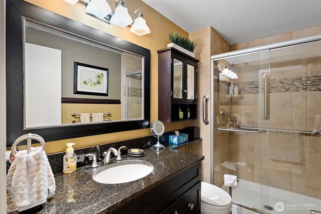 6802 Rainier Avenue Gig Harbor WA 98335