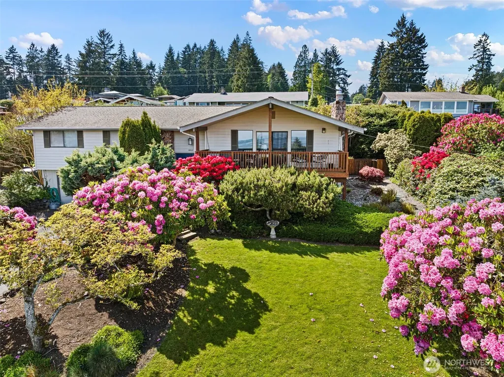 6802 Rainier Avenue Gig Harbor WA 98335