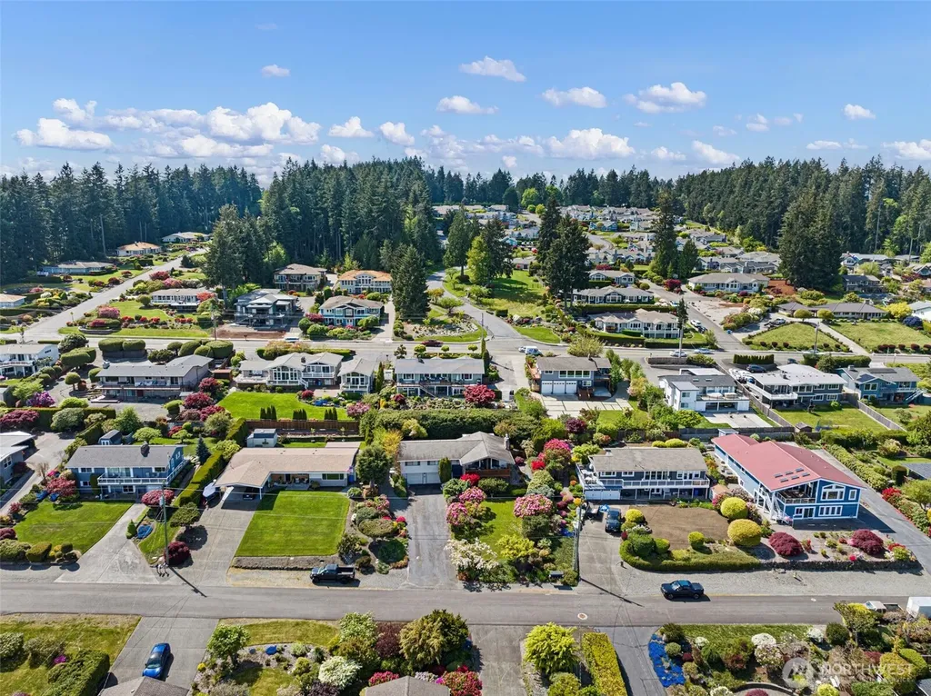 6802 Rainier Avenue Gig Harbor WA 98335