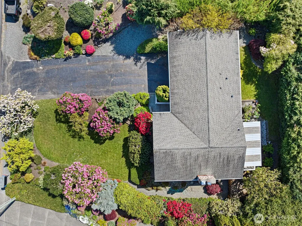 6802 Rainier Avenue Gig Harbor WA 98335