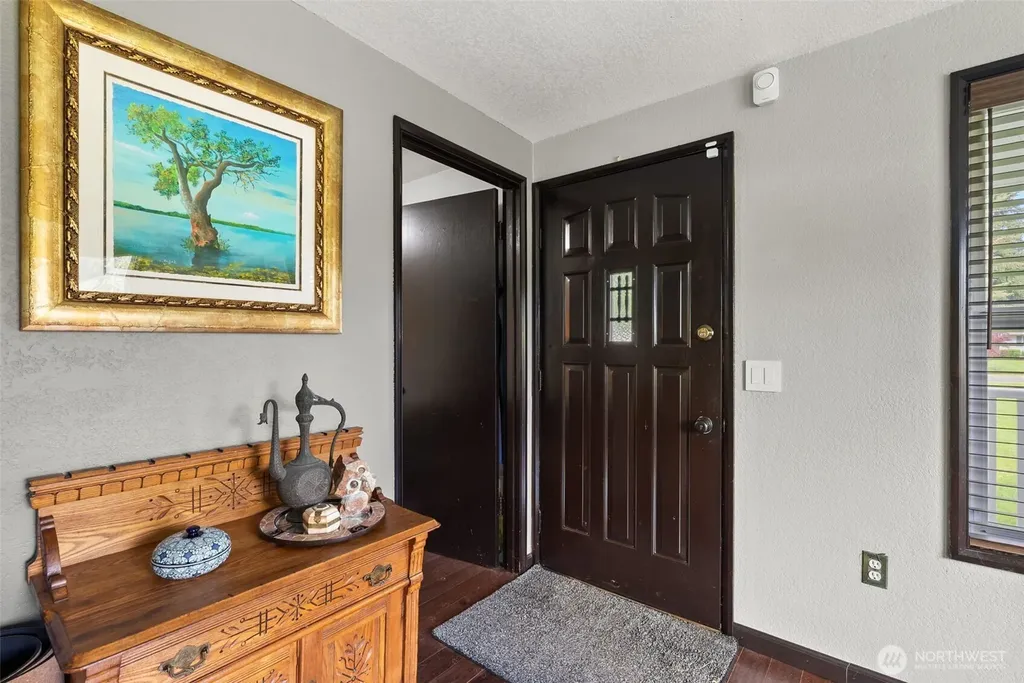 19132 Albany Street SW Rochester WA 98579