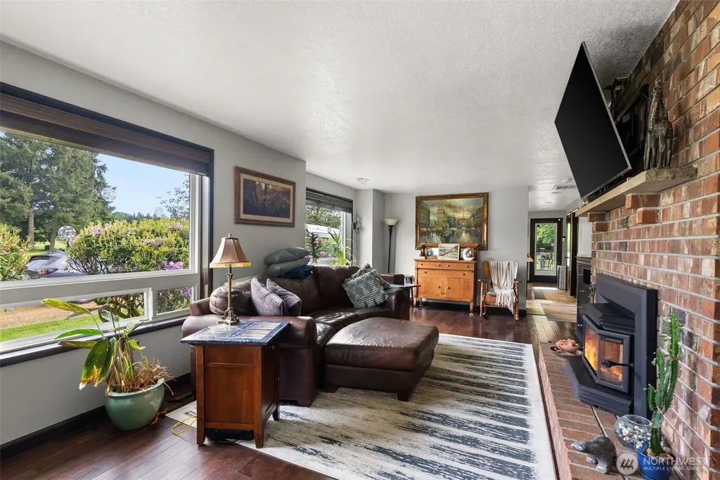 19132 Albany Street SW Rochester WA 98579