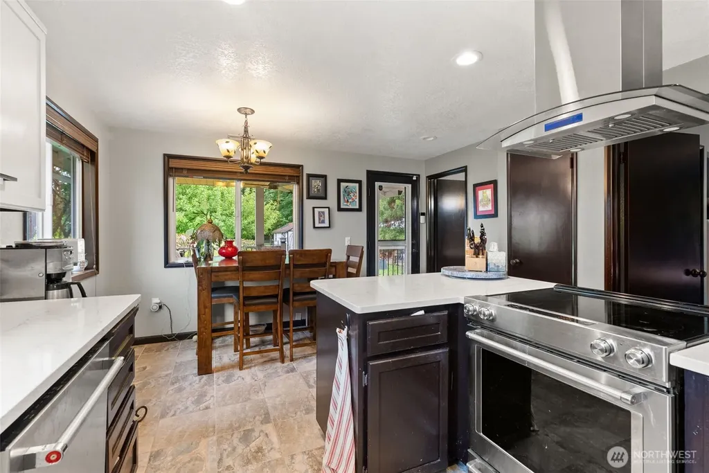 19132 Albany Street SW Rochester WA 98579