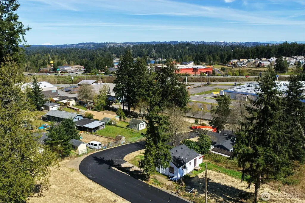 126 Lilac Lane Bremerton WA 98312
