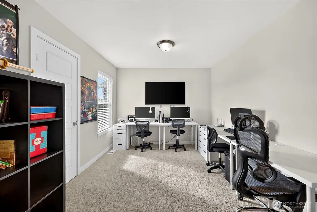 17316 115th Avenue E Puyallup WA 98374
