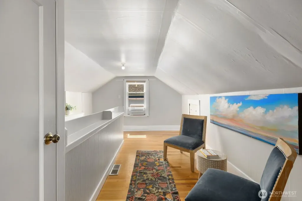 8111 10th Avenue S Seattle WA 98108