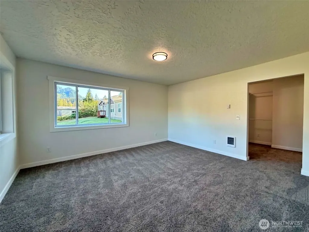 201 7th Street Morton WA 98356
