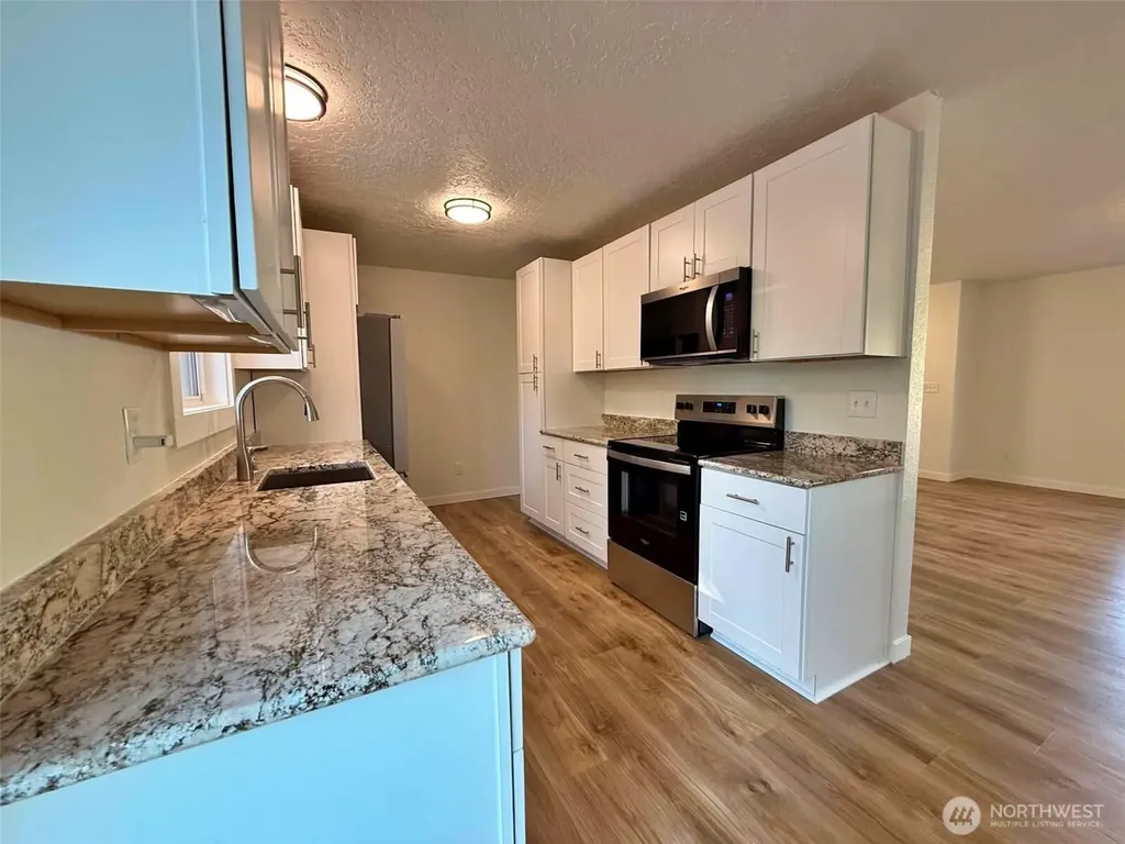 201 7th Street Morton WA 98356