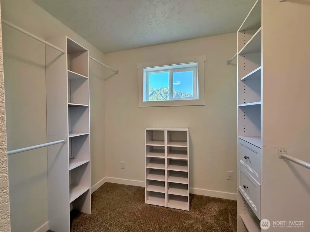 201 7th Street Morton WA 98356