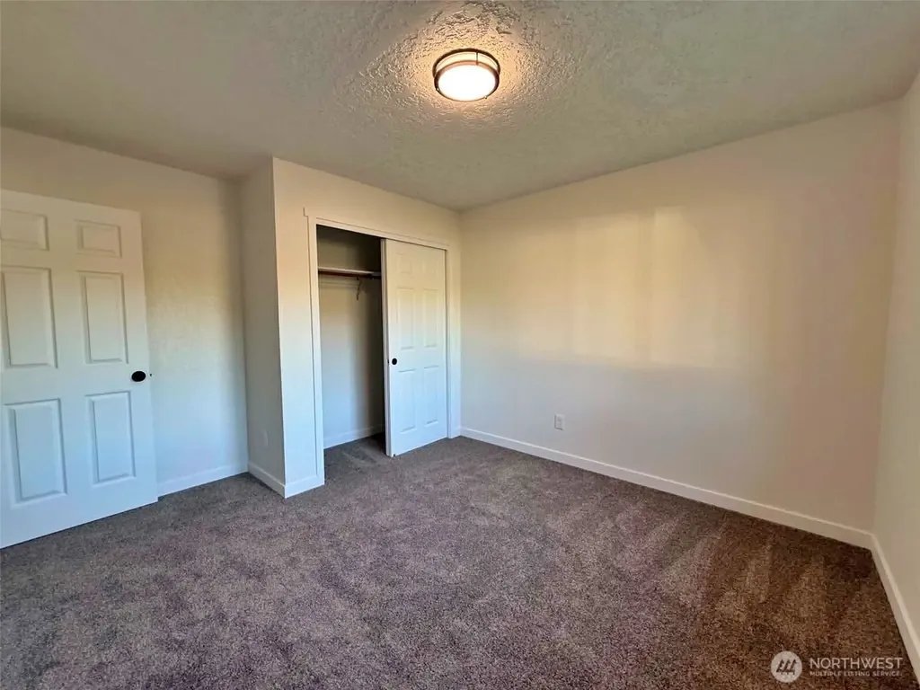 201 7th Street Morton WA 98356