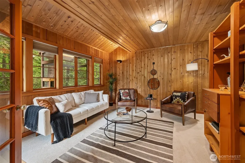 21833 103rd Avenue SW Vashon WA 98070