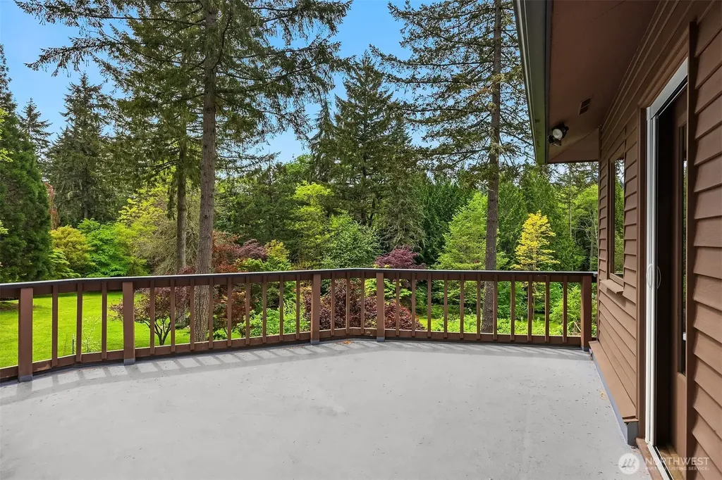 21833 103rd Avenue SW Vashon WA 98070
