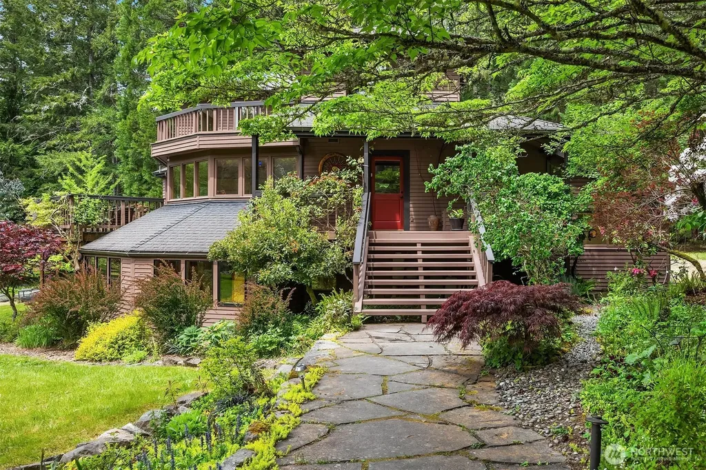 21833 103rd Avenue SW Vashon WA 98070