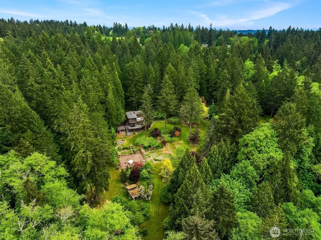21833 103rd Avenue SW Vashon WA 98070