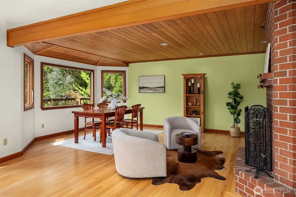 21833 103rd Avenue SW Vashon WA 98070