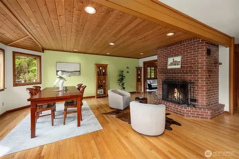 21833 103rd Avenue SW Vashon WA 98070