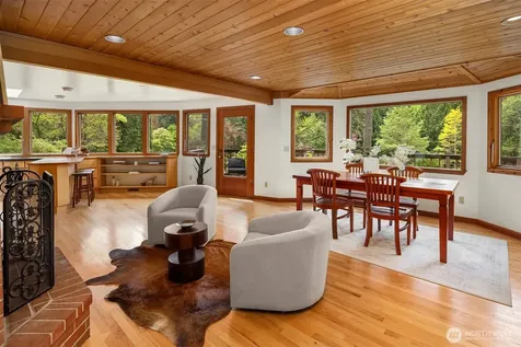 21833 103rd Avenue SW Vashon WA 98070