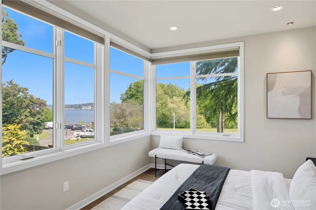 1311 Palm Avenue SW Seattle WA 98116