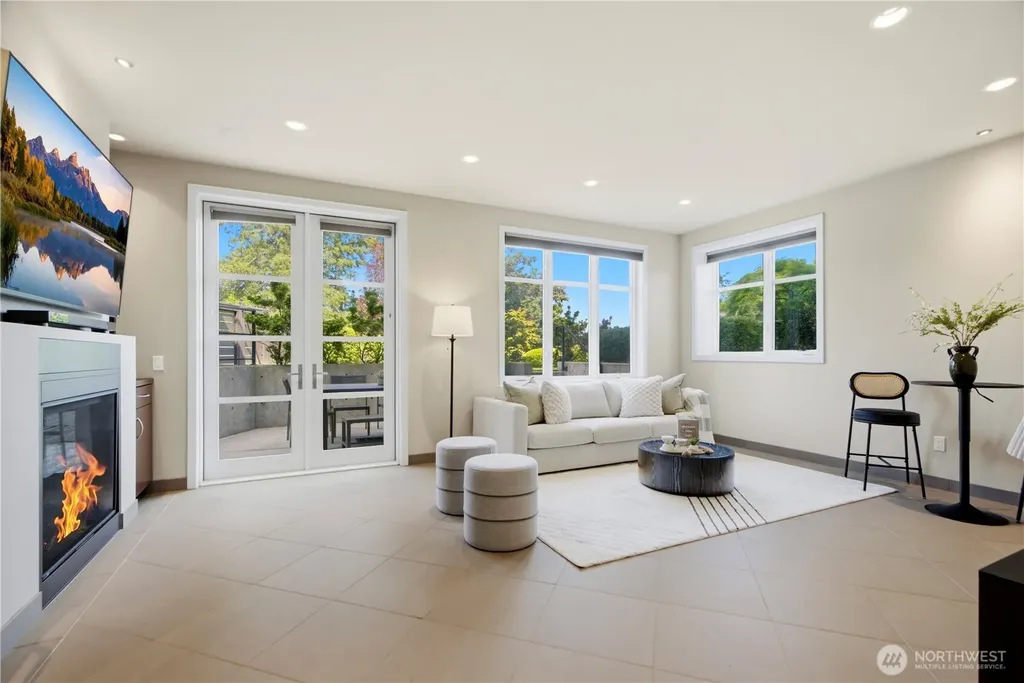 1311 Palm Avenue SW Seattle WA 98116