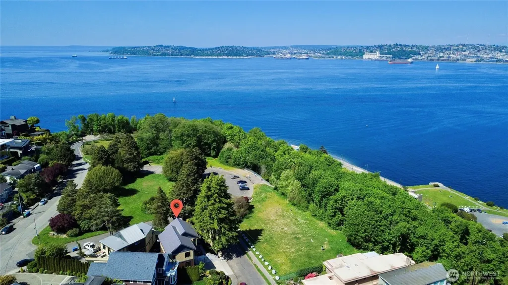 1311 Palm Avenue SW Seattle WA 98116