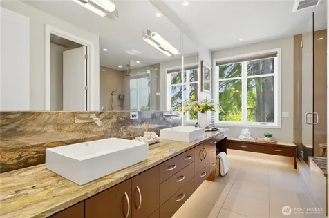 1311 Palm Avenue SW Seattle WA 98116