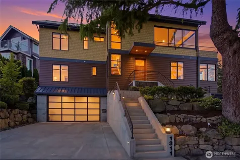 1311 Palm Avenue SW Seattle WA 98116