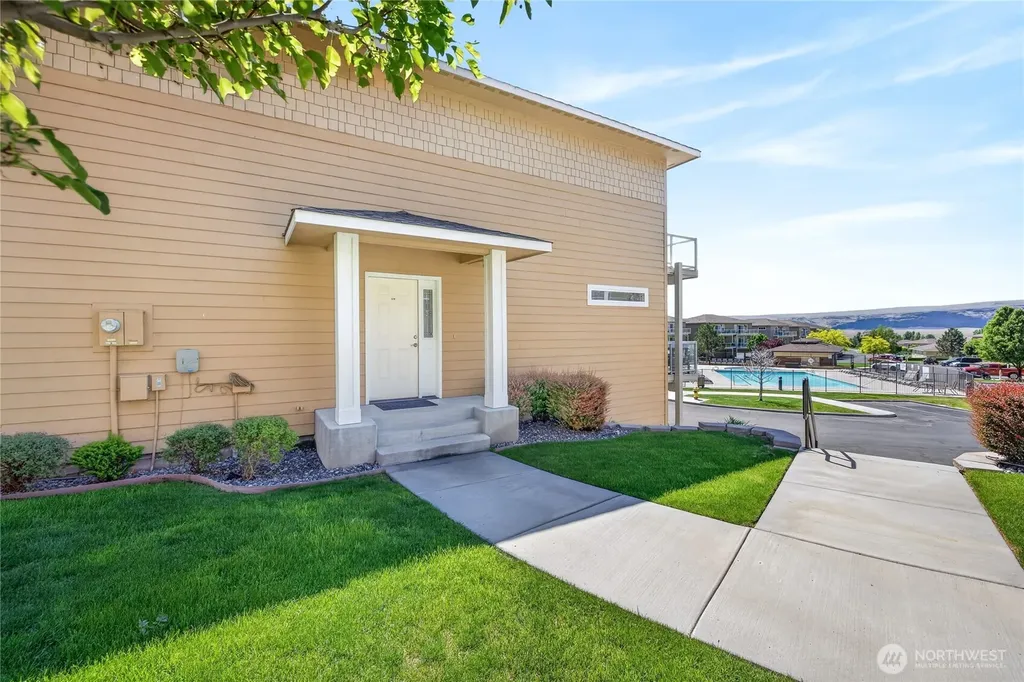 9349 NW Canyon Drive Quincy WA 98848