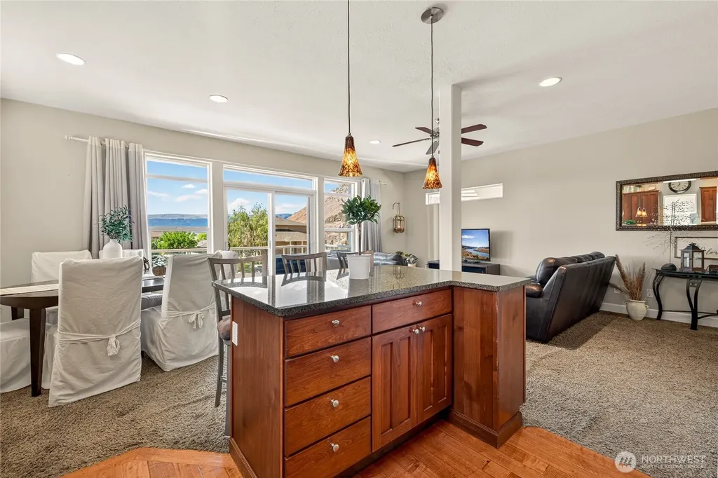 9349 NW Canyon Drive Quincy WA 98848