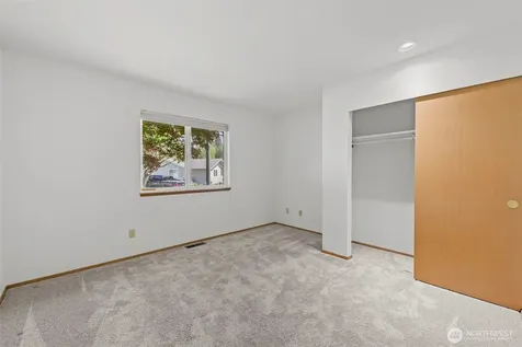 911 NW Leisure Lane Bremerton WA 98311