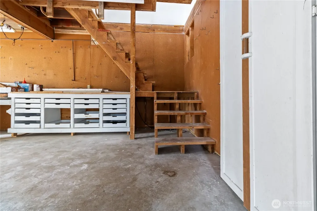 181 E Dabob Road Shelton WA 98584