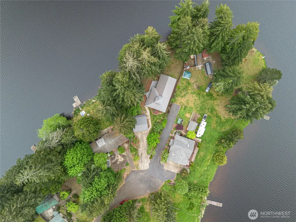 181 E Dabob Road Shelton WA 98584