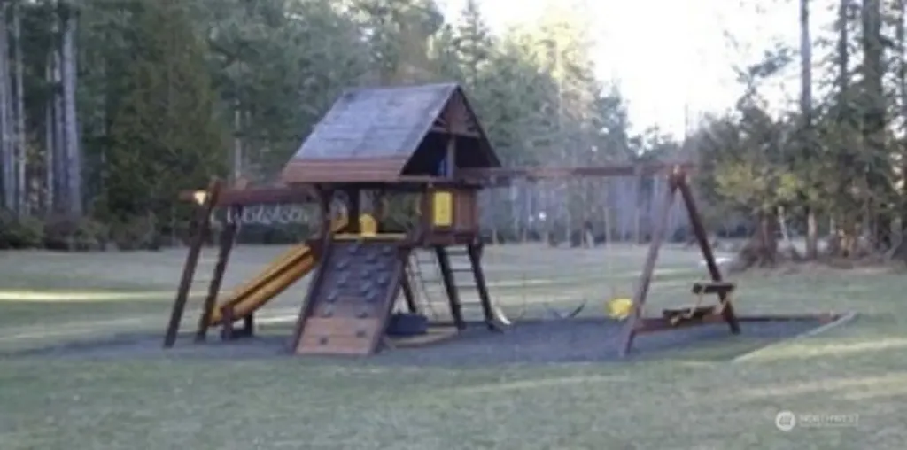 181 E Dabob Road Shelton WA 98584