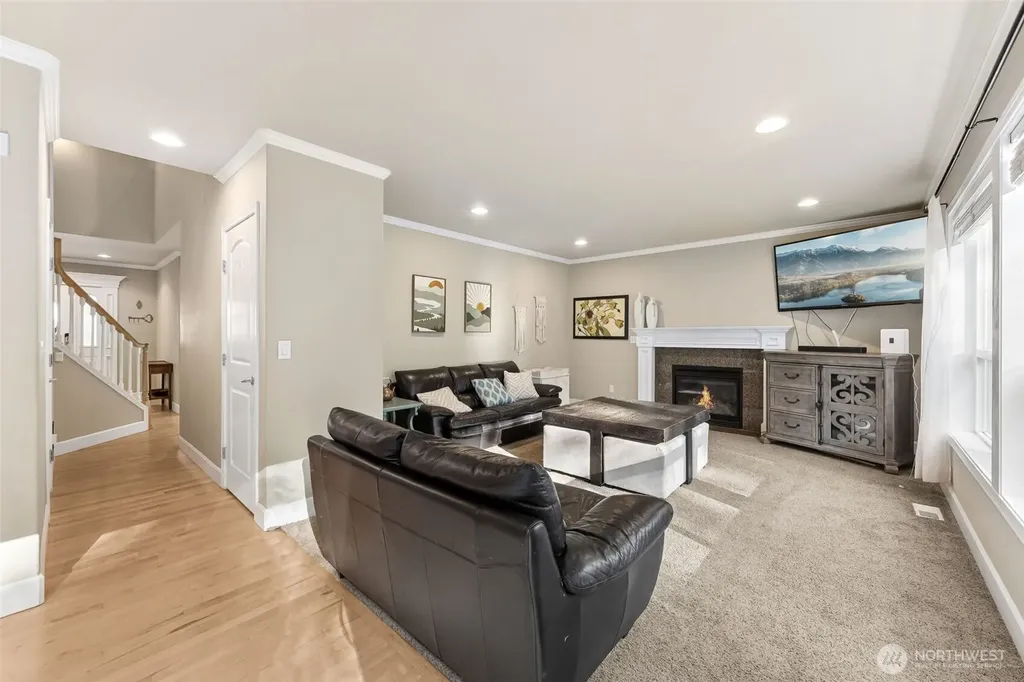 19010 5th Street E Lake Tapps WA 98391