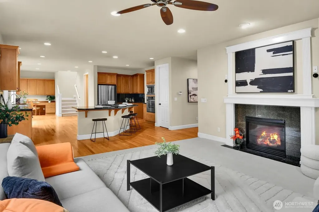 323 239th Ct SE Sammamish WA 98074
