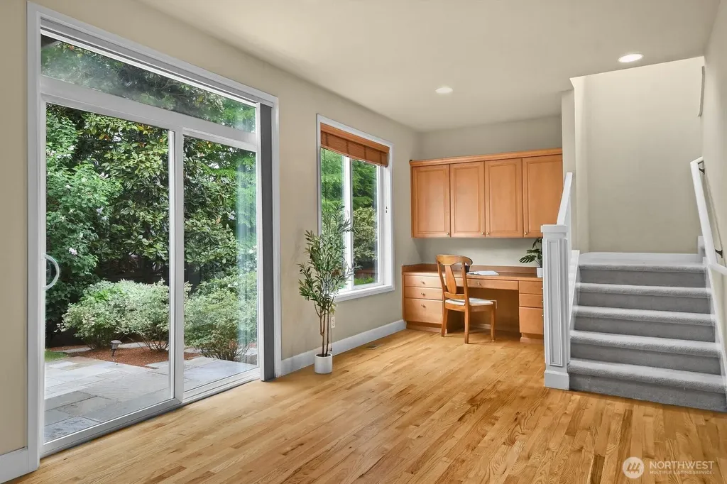 323 239th Ct SE Sammamish WA 98074