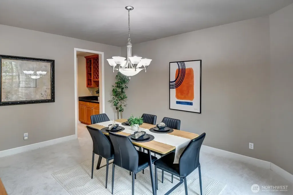 323 239th Ct SE Sammamish WA 98074