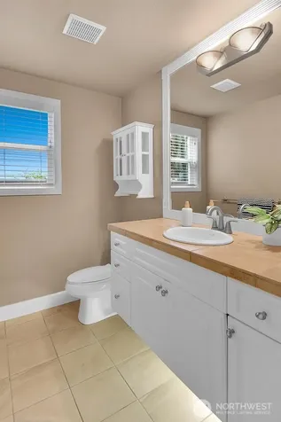 323 239th Ct SE Sammamish WA 98074