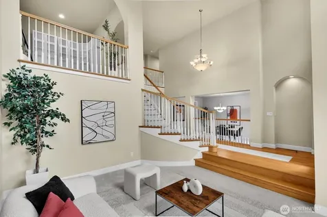 323 239th Ct SE Sammamish WA 98074